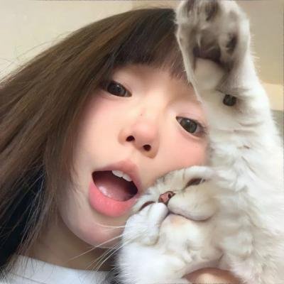 迷雾中的她